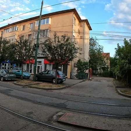 Cozy In A Quiet Area * 티미쇼아라